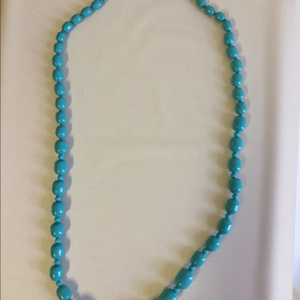 Beautiful Long Necklace ❤️ - Picture 3 of 5